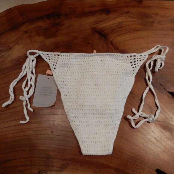 Cult Gaia Bellona Crochet Bikini Bottom Size L White Cheeky Ties Sides NEW $148 - Picture 5 of 7